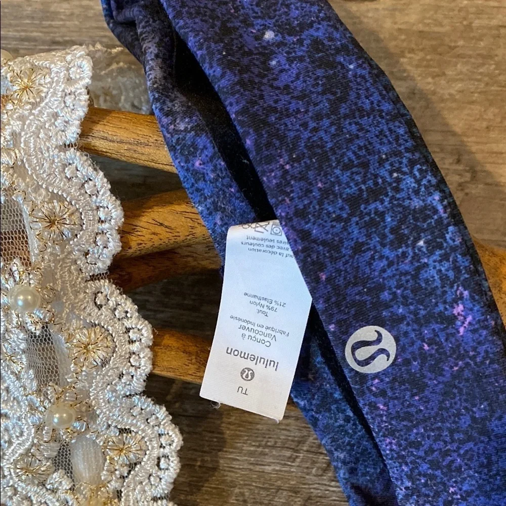 lululemon athletica Blue and Cream Hair Accessories NWOT